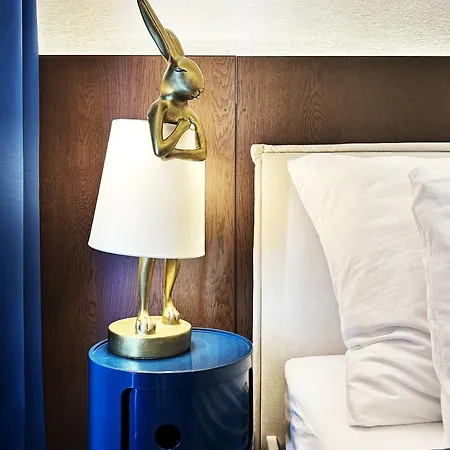 Ambient Lounge With Sundeck And Free Parking Apartament