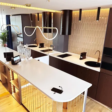 Ambient Lounge With Sundeck And Free Parking * Bratislava