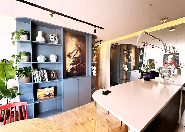 Ambient Lounge With Sundeck And Free Parking Apartment Pressburg